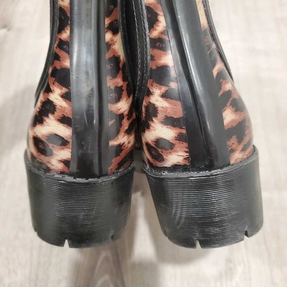 NEW Jeffrey Campbell Cloudy-V Animal Print Boots